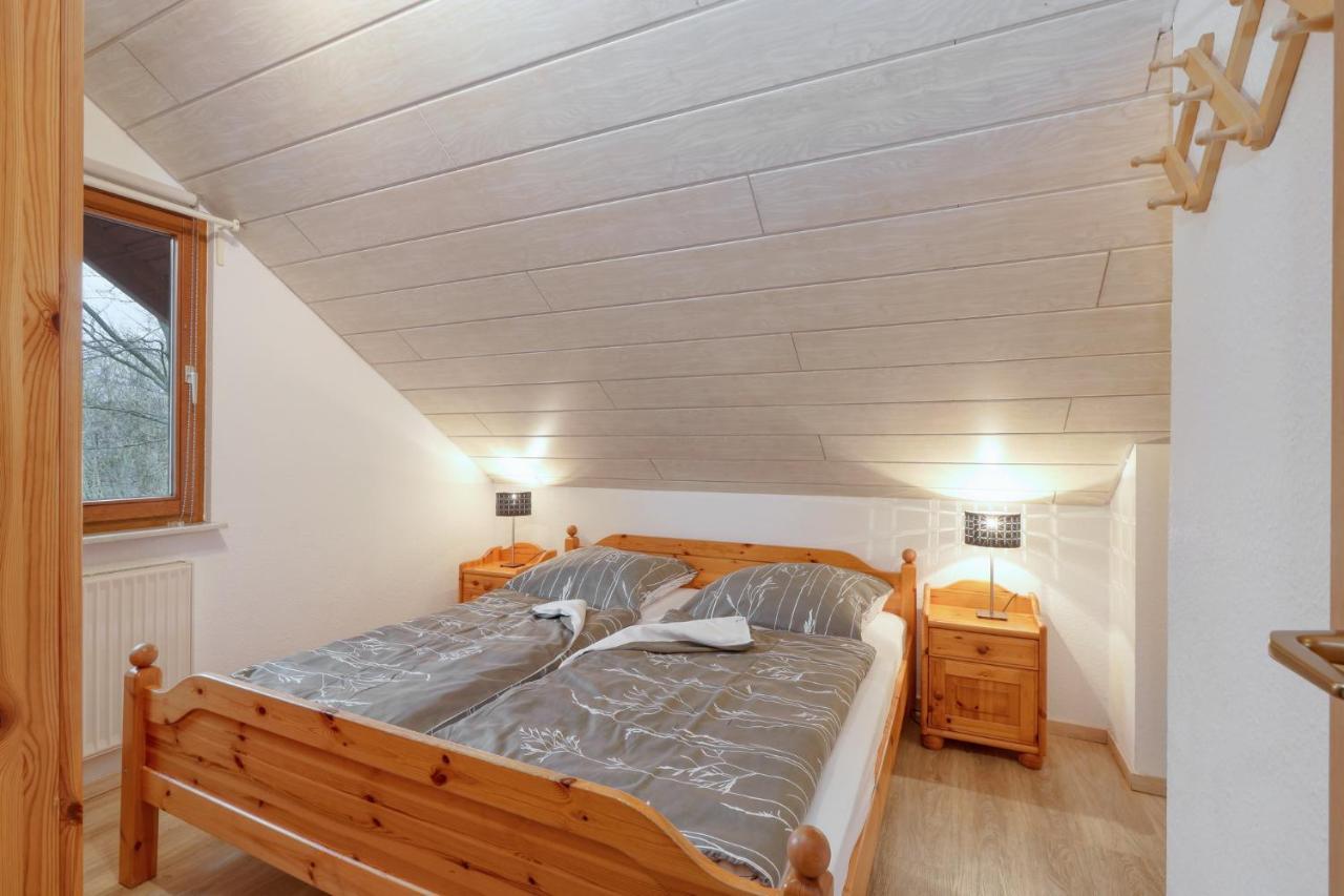 Seepark Kirchheim Ferienhaus Bei Diane Mit Sauna 外观 照片