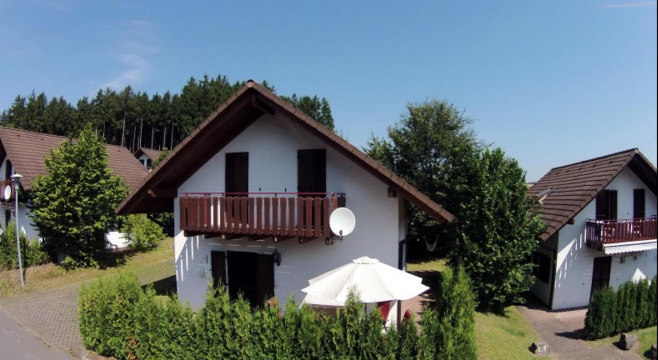 Seepark Kirchheim Ferienhaus Bei Diane Mit Sauna 外观 照片