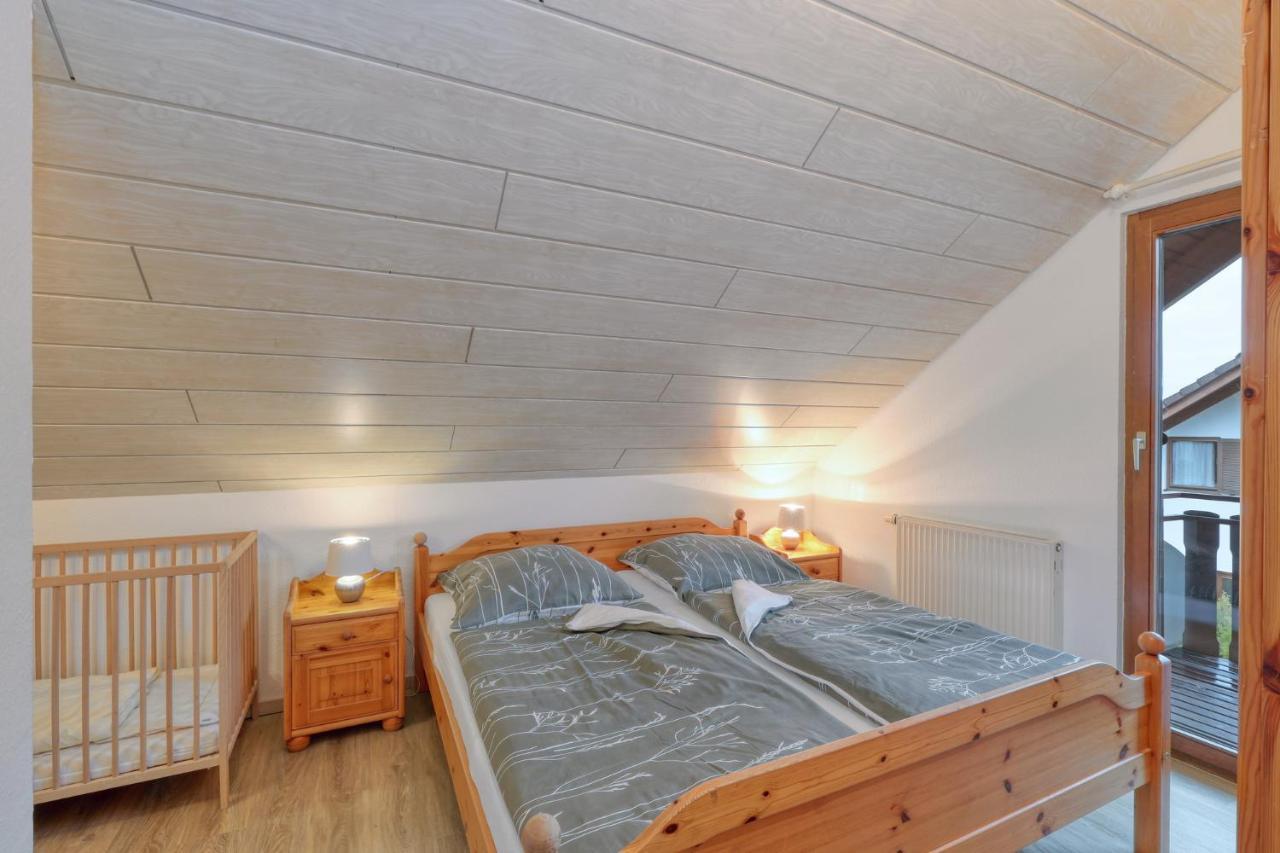 Seepark Kirchheim Ferienhaus Bei Diane Mit Sauna 外观 照片